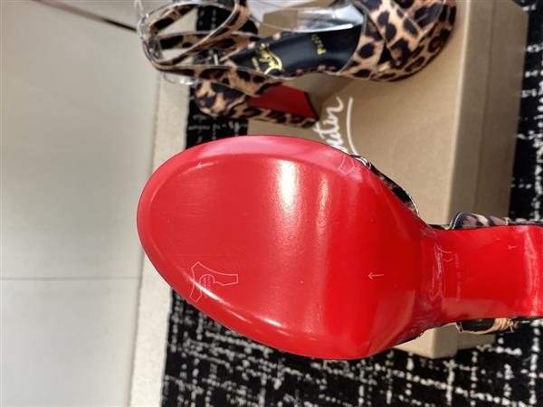 2025112810105162 340